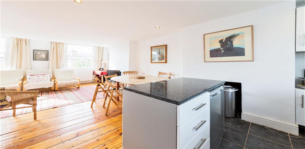 Modern Sharers Apartment Dyne Road, Kilburn